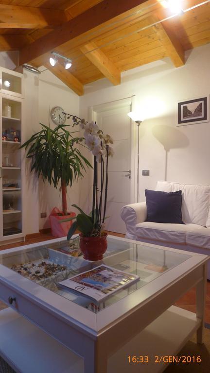 Apartamento Casa Marcone Deiva Marina Habitación foto